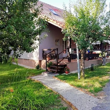 Apartman Adam Rakovica Bagian luar foto
